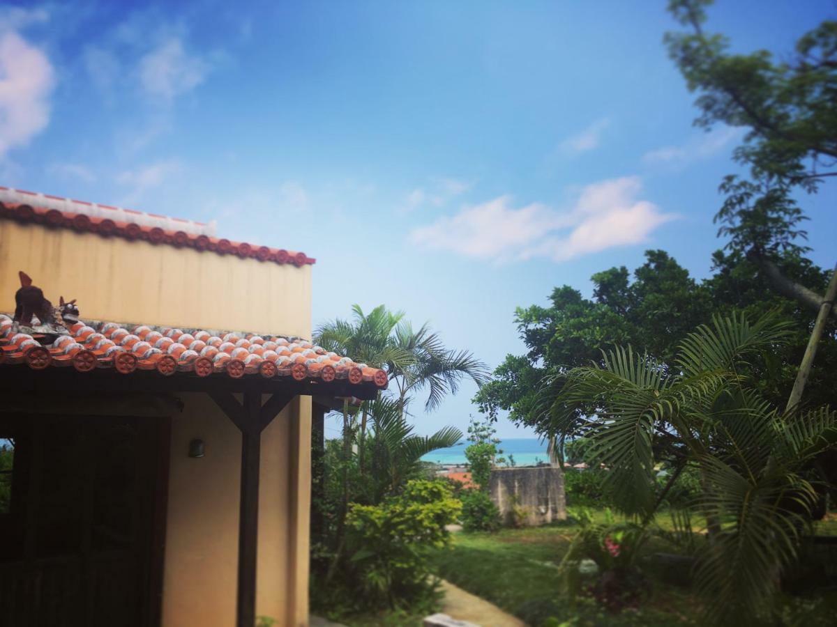 Somos Bed & Breakfast Kunigami Exterior photo